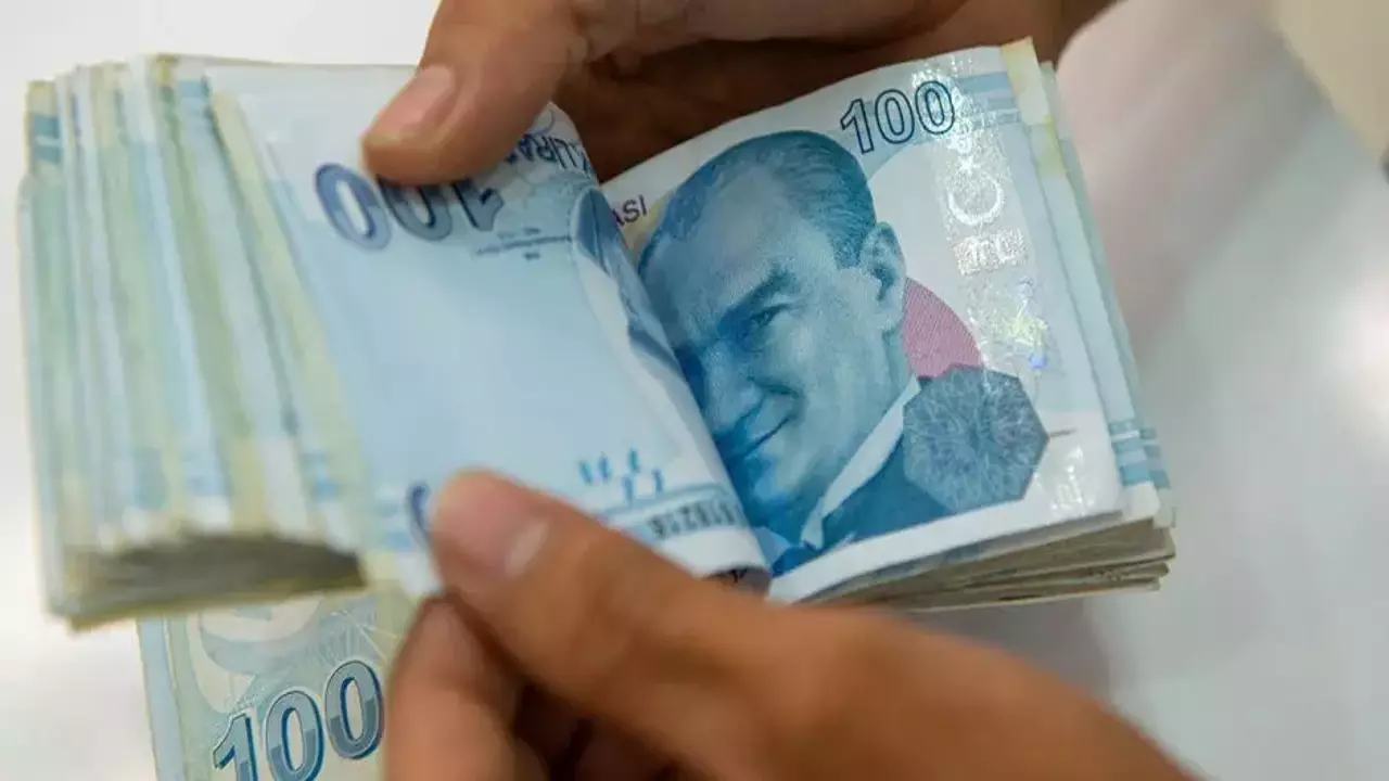 Evde bakım yardımları hesaplara yatırılmaya başlandı