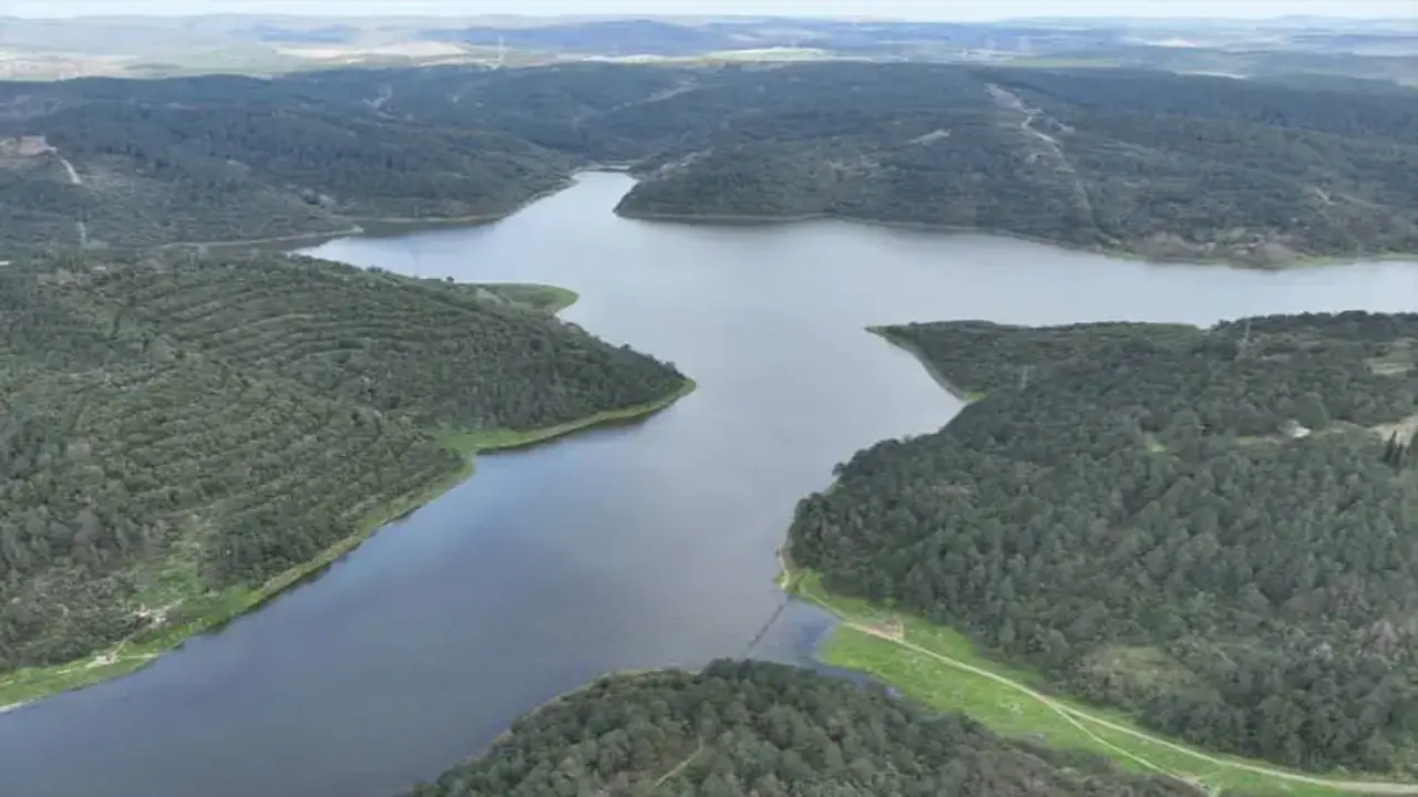 İstanbul barajlarında yüzde 70 sevinci: 'Yeterli değil' diyerek uyarıda bulundu!