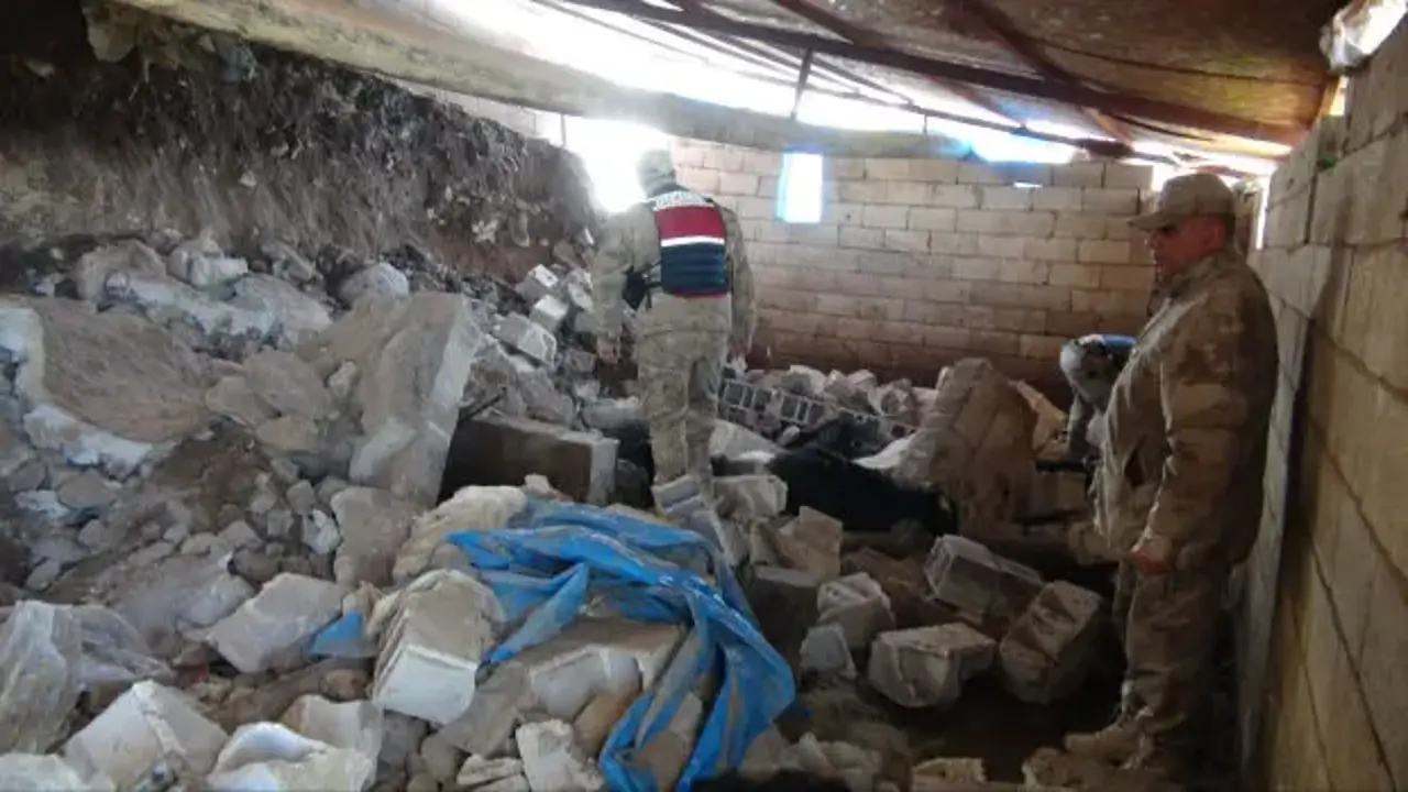 Kilis'te ahır çöktü; 40 koyun öldü