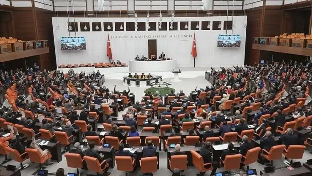 Meclis'te dengeler değişiyor! İşte yeni sandalye dağılımı