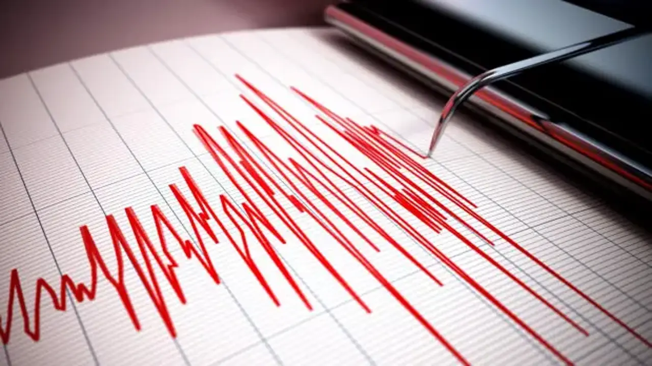 Son dakika: İzmir'de 3,8 büyüklüğünde deprem meydana geldi