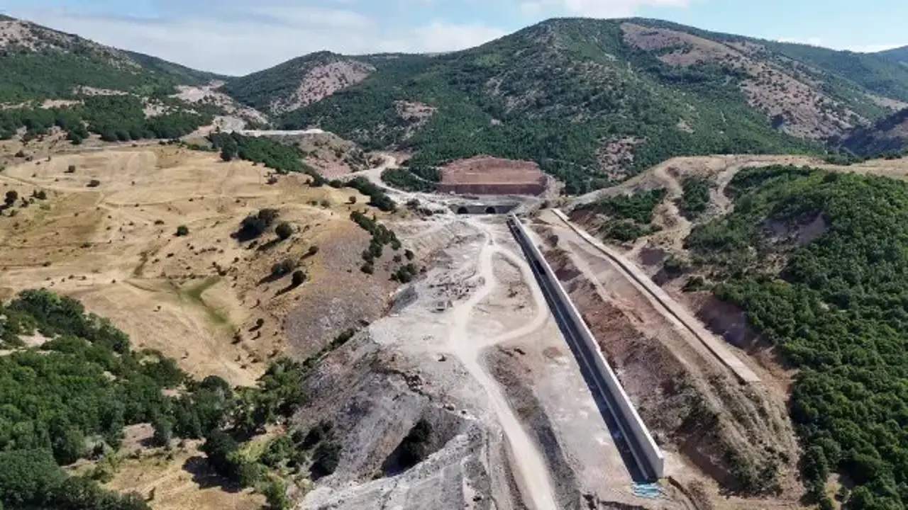13 yıldır yapımı sürüyor: Geminbeli Tüneli için yeni tarih verildi