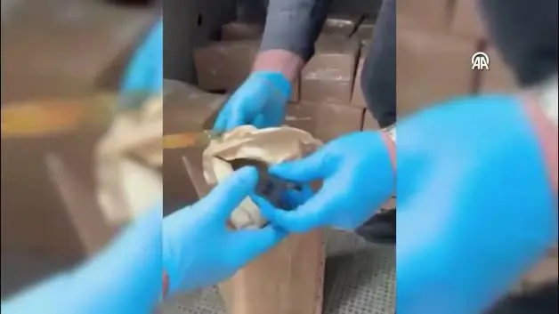 2 ilde büyük operasyon: Binlerce silah ele geçirildi