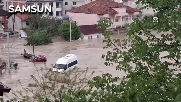 7 kentimizi sel ve dolu kabusu! Hayat felç oldu