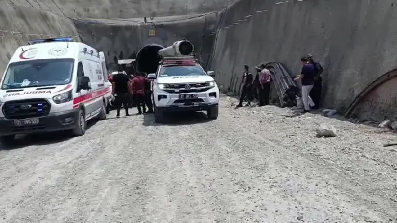 Adana’da boru döşeme çalışmasında göçük: 1 işçi hayatını kaybetti