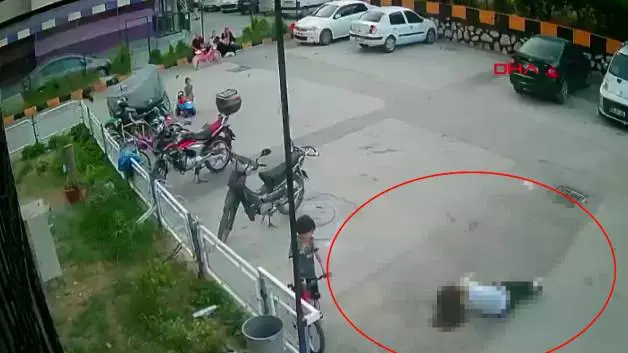 Adana'da mucizevi kurtuluş: 12'nci kattan düşen çocuk hayata tutundu!