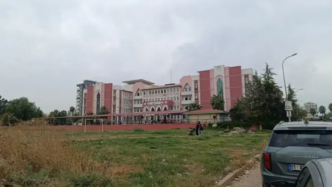 Adana'da ortaokul öğrencisi 'Dedikodumu yaptın' diyerek arkadaşını yaraladı