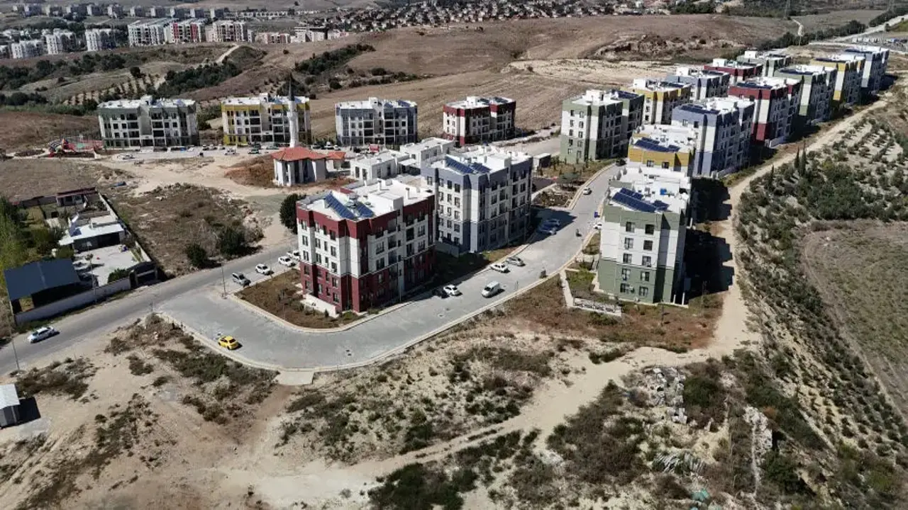 Adana'da yerleşim kuzeye kayıyor: TOKİ konutlarında kiralar 10 bin lira