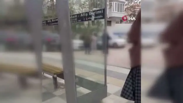 Afyonkarahisar'da kızların kavgasını ayıran yaşlı adama bıçaklı saldırı
