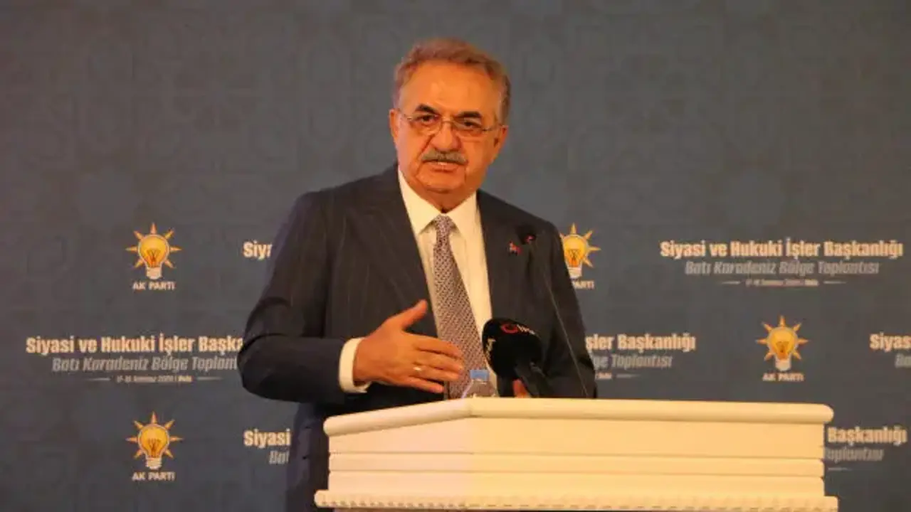 AK Parti'den yeni anayasa hamlesi! Referandum mesajı geldi