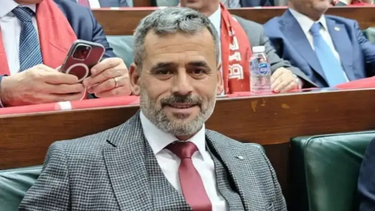AK Partili belediye başkanına bıçaklı saldırı!