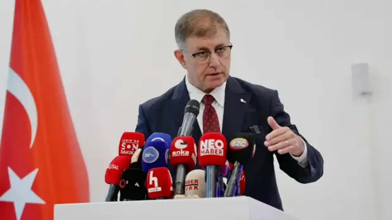 AK Parti'ye geçeceği konuşuluyordu! Cemil Tugay kararını verdi!