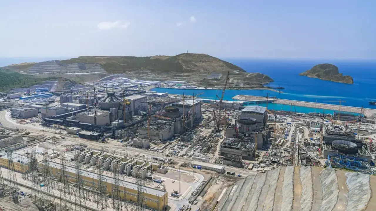 Akkuyu NGS'de tarihi prova: 163 temsili yakıt demeti reaktöre yerleştirildi