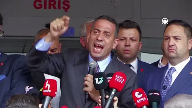 Ali Mahir Başarır'dan Burcu Köksal'a tehdit: Onu bu sokaklarda yürütmeyin