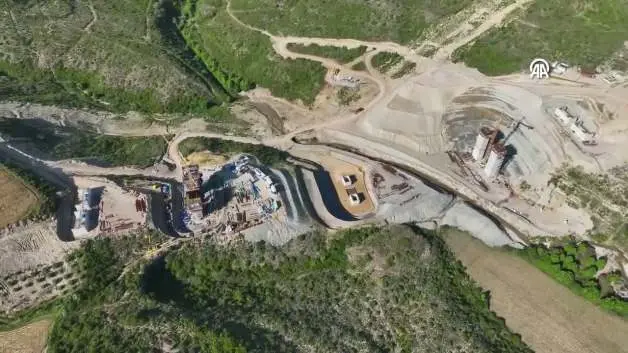 Antalya-Alanya arası 2,5 saatten 36 dakikaya düşüyor