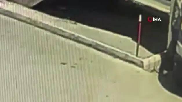 Antalya'da Otokoç bayiine yapılan saldırının görüntüleri ortaya çıktı