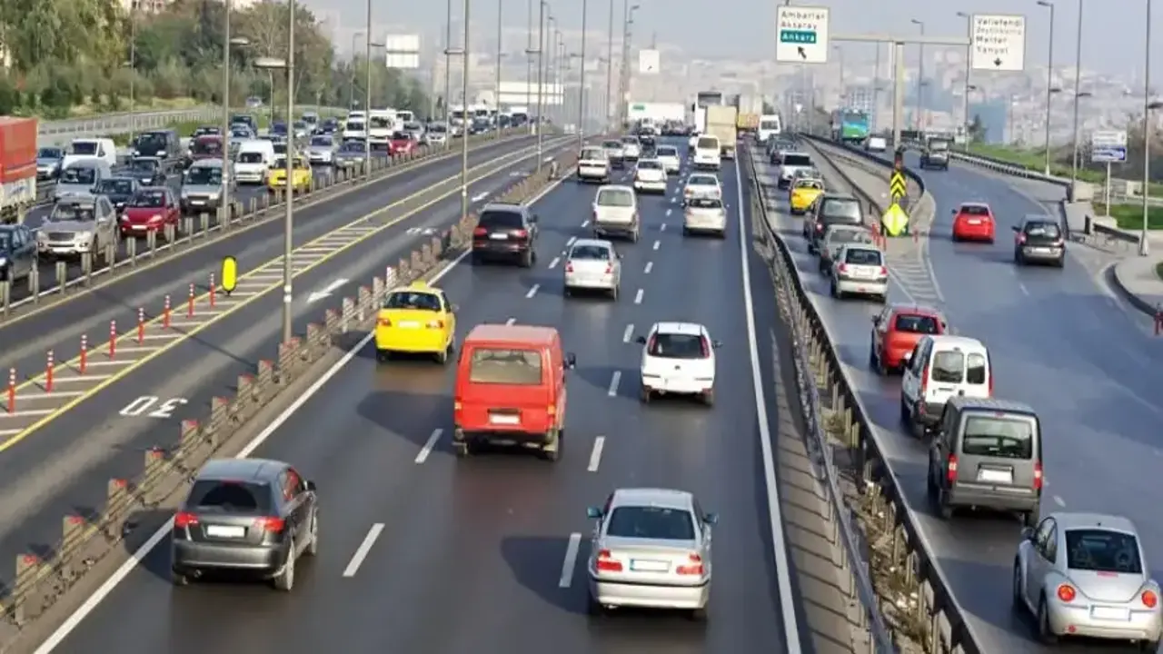Araç alacaklar dikkat! İstanbul'da üç harfli plaka dönemi sona yaklaşıyor