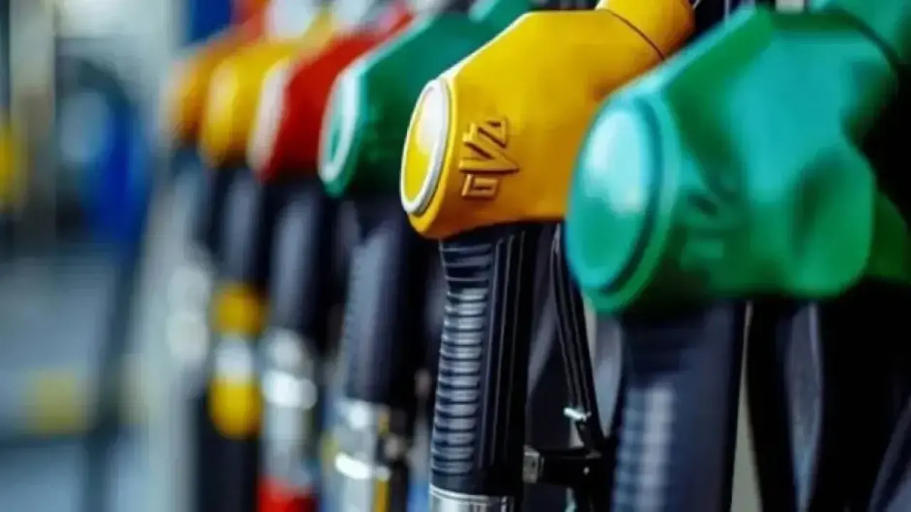 Araç sahipleri dikkat: Benzine zam geldi!