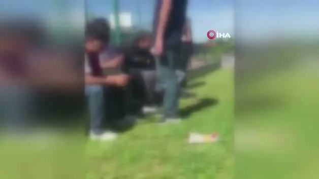 Arnavutköy'de akran zorbalığı kamerada!
