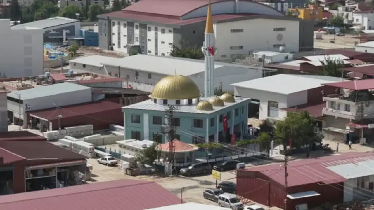 Asrın felaketinin ardından inşa edilen 137'nci cami ibadete açıldı