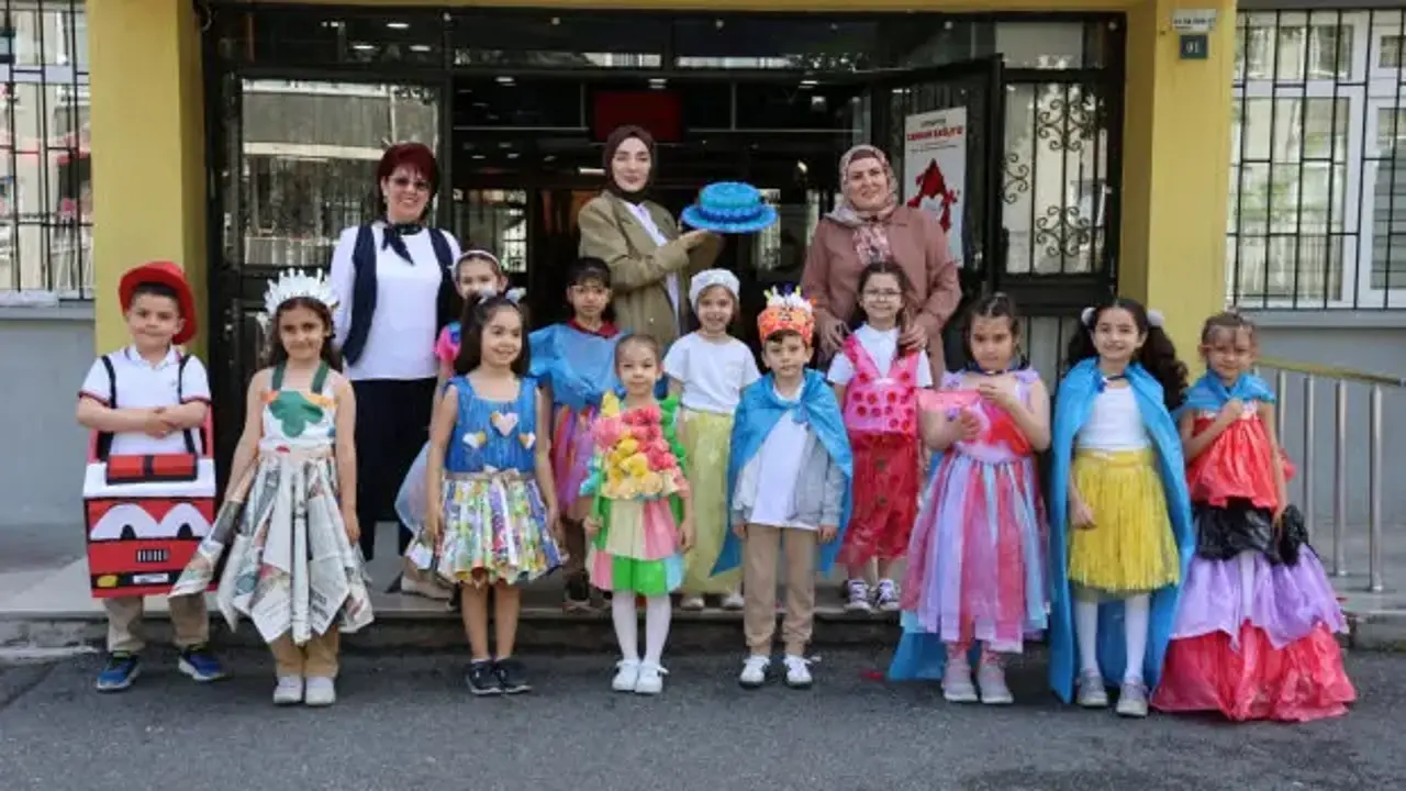 Atık malzemeler çocukların ellerinde sanata dönüştü!