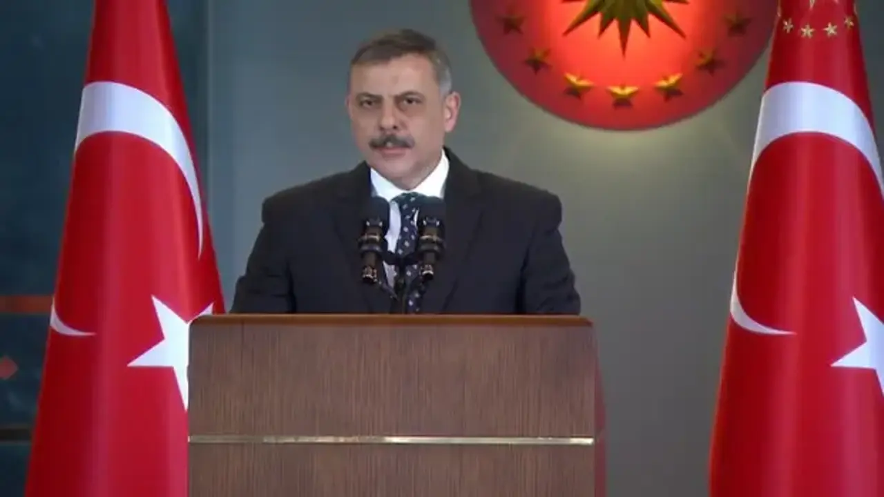 Bakan Çiftçi'den Nuri Pakdil mesajı