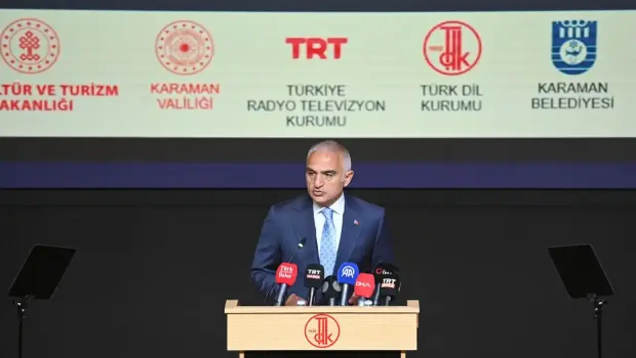 Bakan Ersoy: Diline sahip çıkan geleceğine sahip çıkar