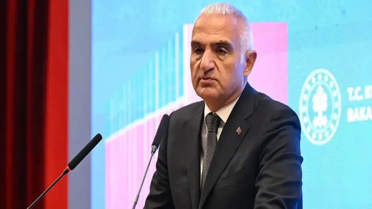 Bakan Ersoy: Türkiye ile Rusya arasındaki uçuşları artıracağız