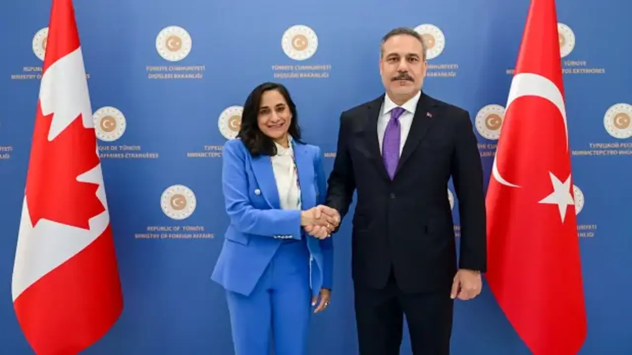 Bakan Fidan, Kanadalı mevkidaşı Anand ile görüştü