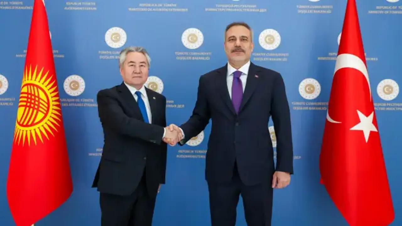 Bakan Fidan, Kırgız mevkidaşı Kulubayev ile görüştü