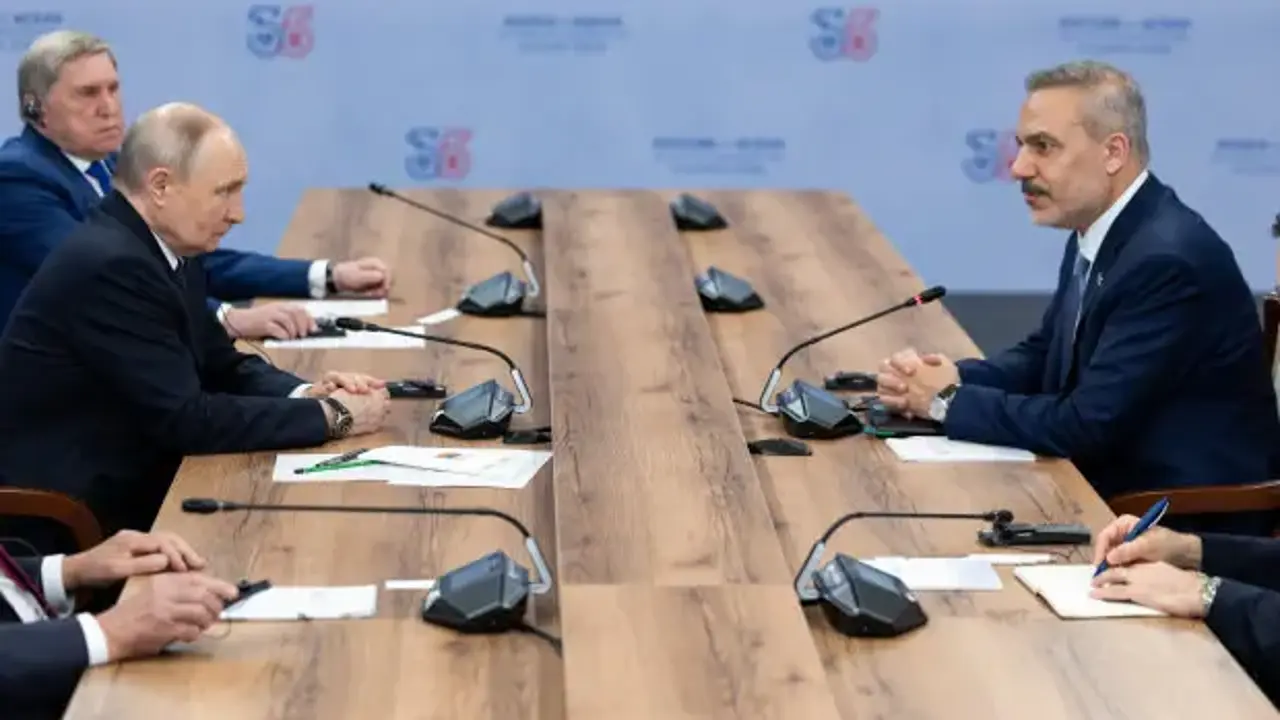 Bakan Fidan, Putin ile görüştü