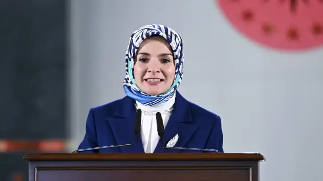 Bakan Göktaş duyurdu: Aile ve çocuk dostu dizilere ödül desteği