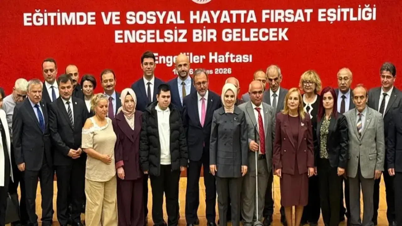 Bakan Göktaş: Kamuda görev yapan engelli memur sayısı 82 bin 880'e ulaştı