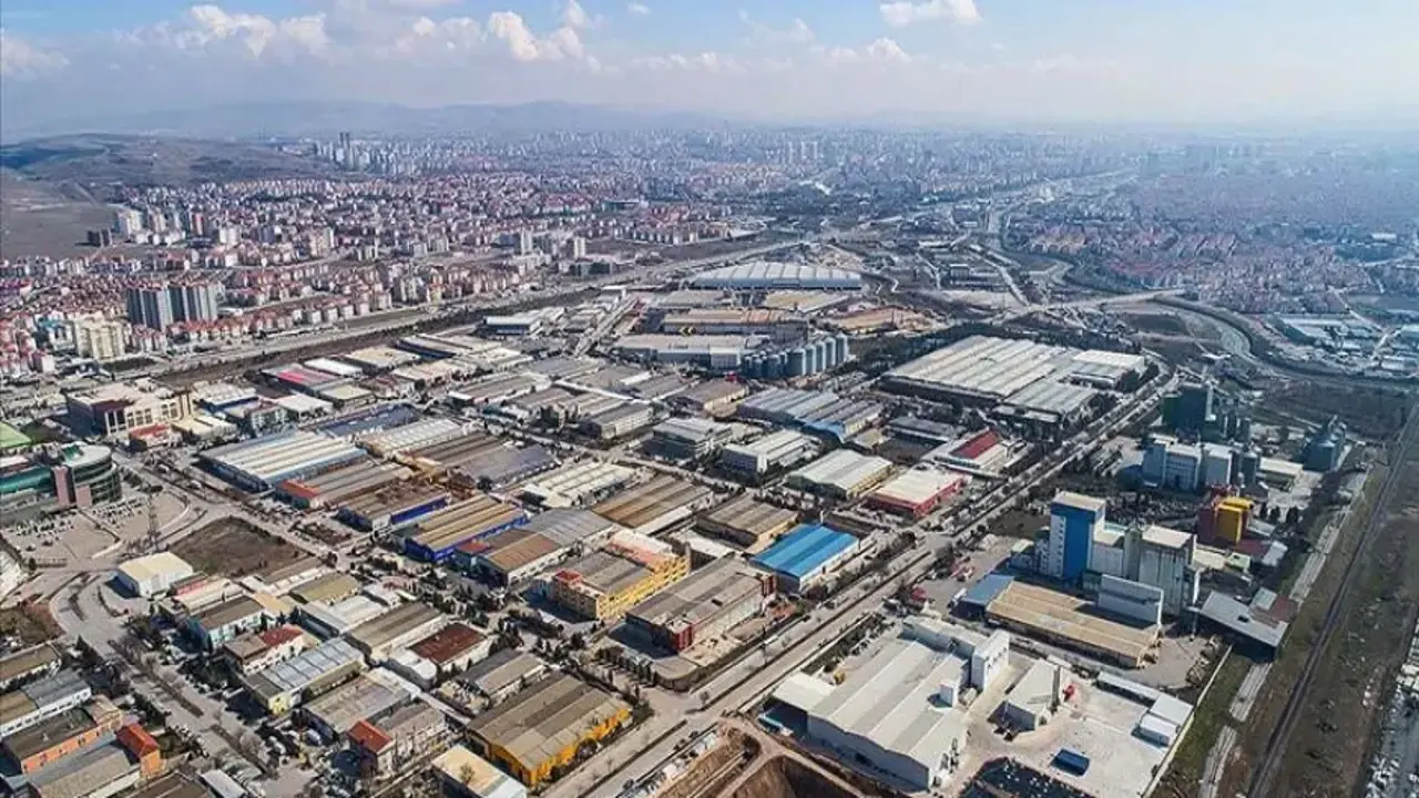 Bakan Kacır İzmir'den duyurdu: Organize sanayide istihdam 2,7 milyona ulaştı
