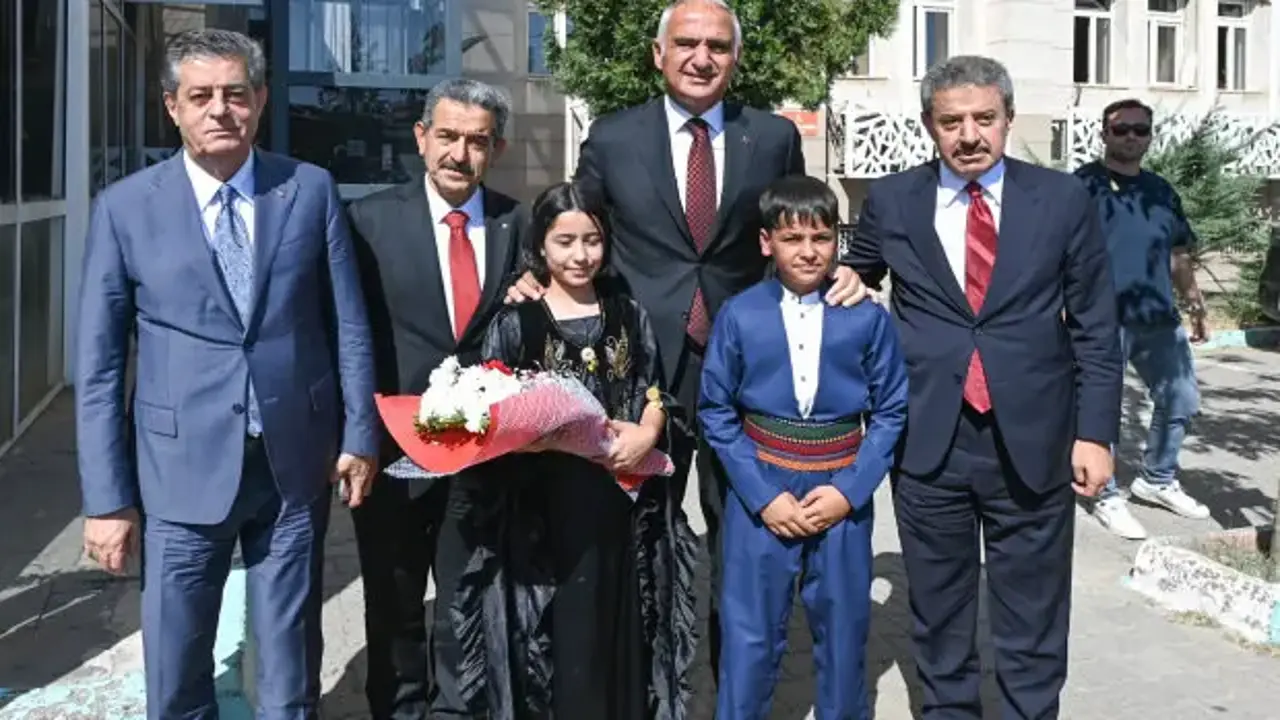 Bakan Mehmet Nuri Ersoy Şırnak’ta! Kentteki yatırım projelerini tek tek ele aldı