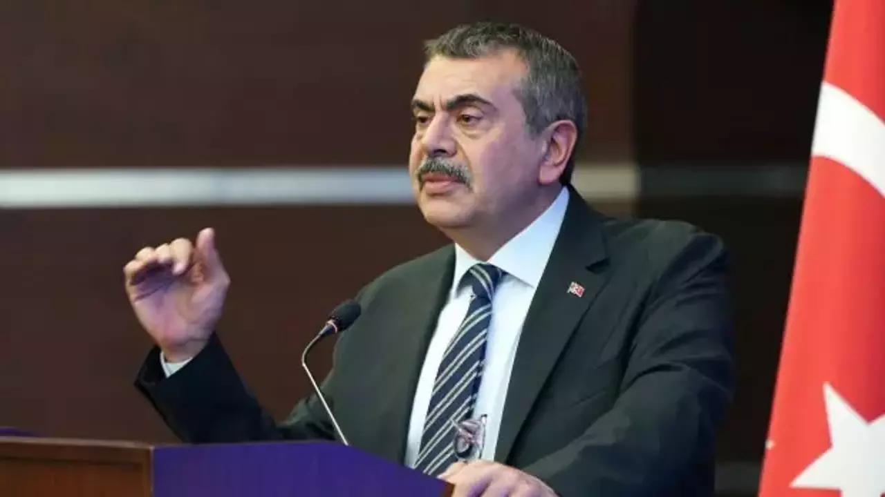 Bakan Tekin, 'Fiziki devrimi gerçekleştirdik' diyerek açıkladı: Şimdi sıra onda!
