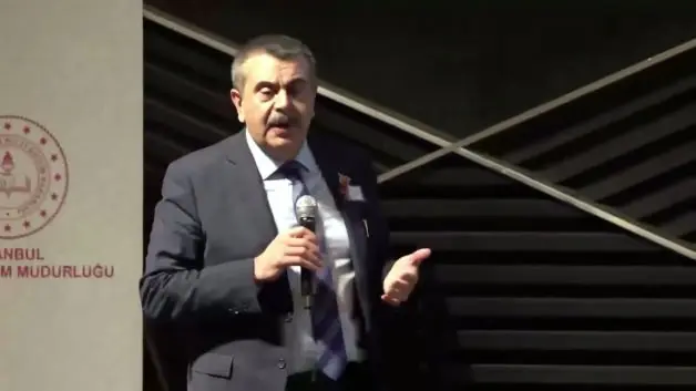 Bakan Tekin'den müfredat açıklaması: 'Haçlı Seferleri' ifadesini değiştirdik