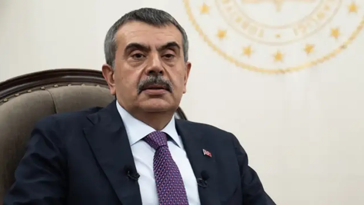 Bakan Tekin'e yönelik sosyal medyadaki kirli kumpasın perde arkası aralandı