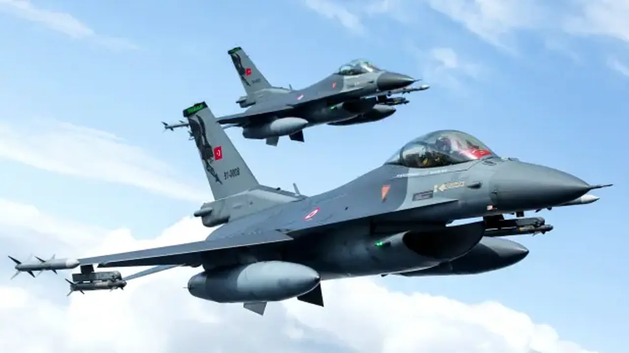 Bakanlık duyurdu! Türk savaş uçakları bölgede! Hava sahasında Türk gücü! İsrail'e uyarı