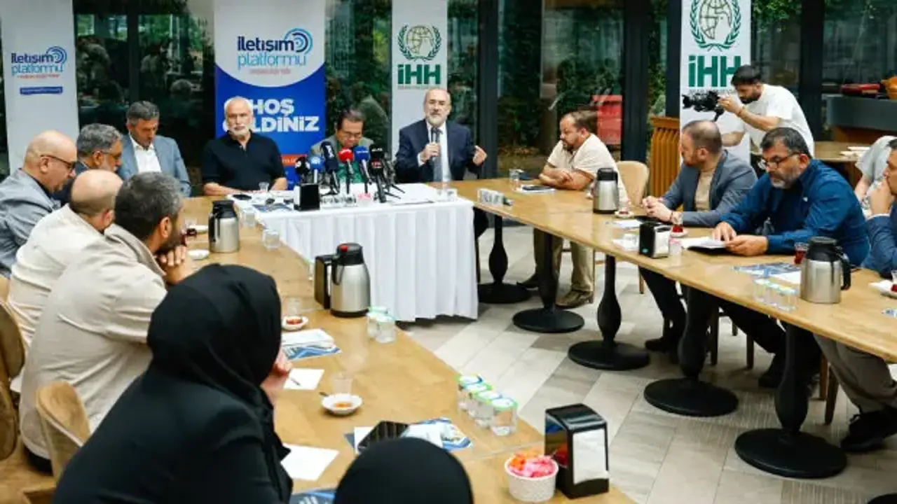 Bangsamoro Lideri Hacı Murad İbrahim İstanbul'da gazetecilerle buluştu