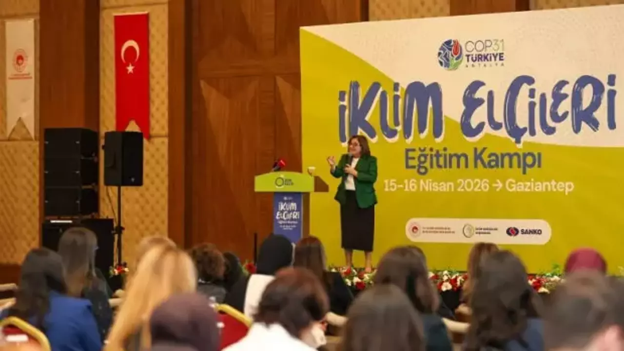 Başkan Şahin'den gençlere çağrı: İklim meselesi artık bir tercih değil zorunluluktur