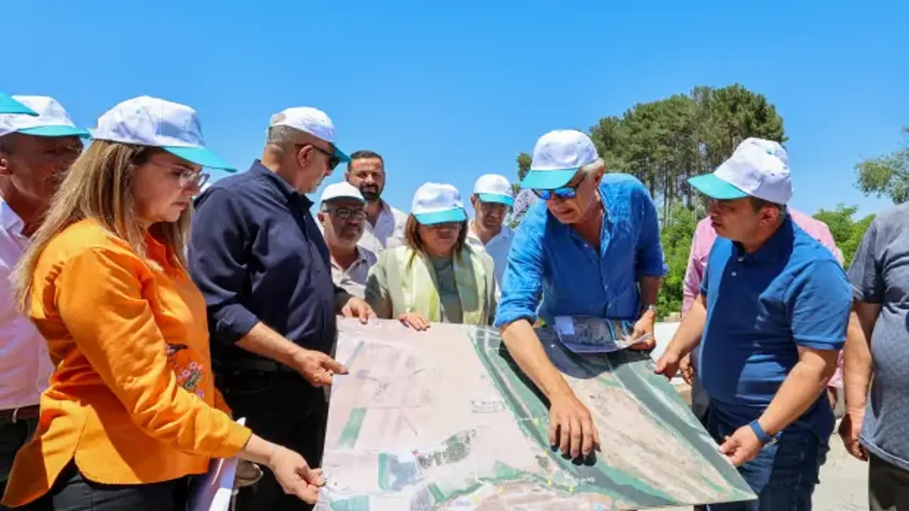 Başkan Şahin'den yapımı devam eden Karkamış Kuş Gözlem Noktası'na ziyaret!