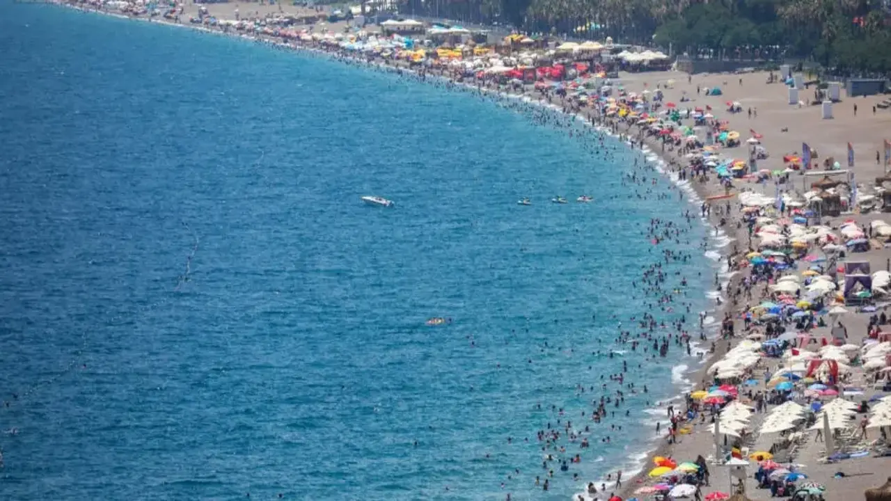 Bayram tatilinde 180 milyar liralık beklenti!