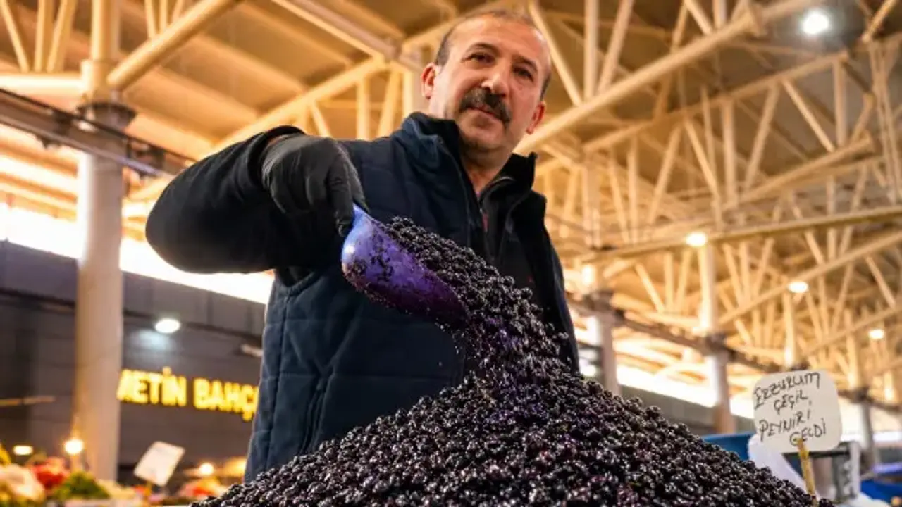 Bedava toplanıyor, tezgâhta kilosu 100 TL! Tansiyon ve kolesterol için de tüketiliyor