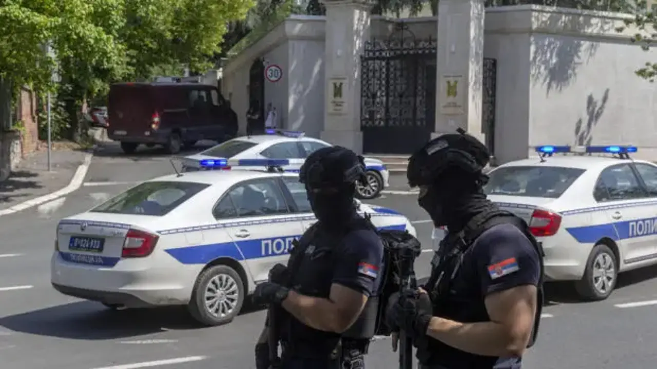 Belgrad'daki İsrail elçiliğinde bıçaklı saldırı