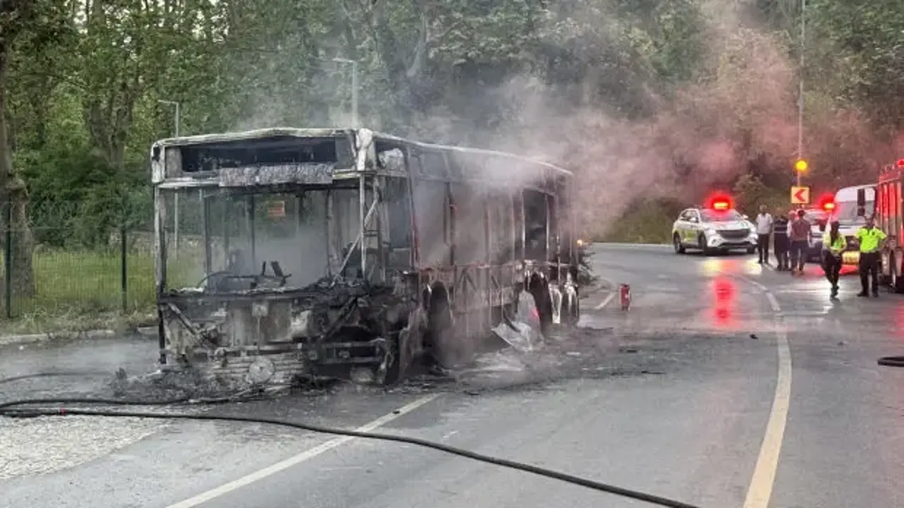 Beykoz'da İETT otobüsü küle döndü