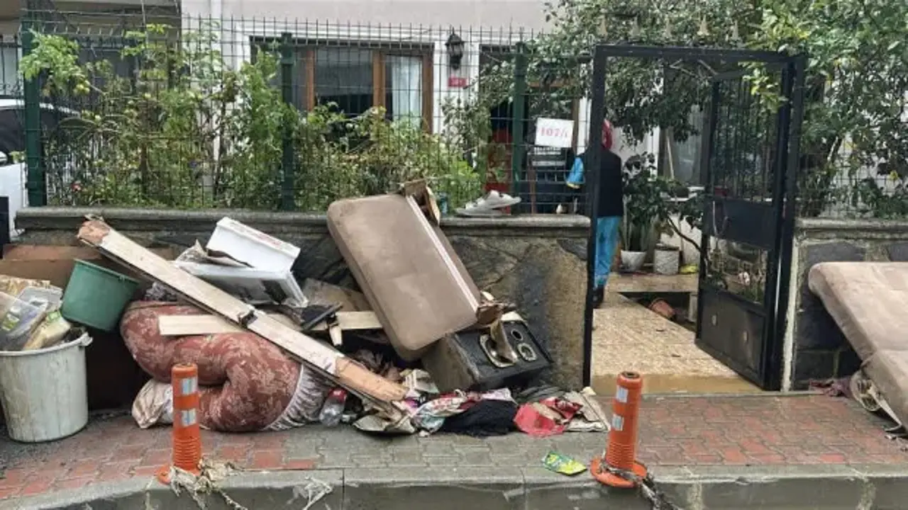 Beykoz'da su baskının bilançosu gün ağarınca ortaya çıktı