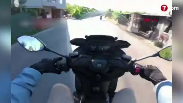 Beykoz’da trafikte tartıştığı sürücünün motosikletine çarpıp kaçtı