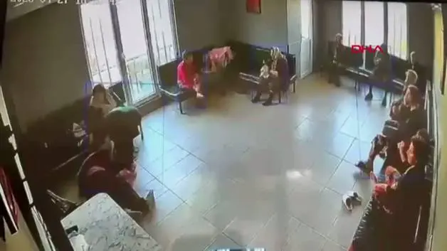 Beylikdüzü'nde bakımevi dehşeti: Yaşlı hastaları darbedip yüzlerine tükürdüler