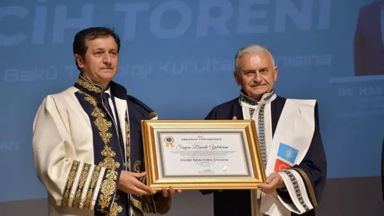 Binali Yıldırım'a fahri doktora ünvanı verildi